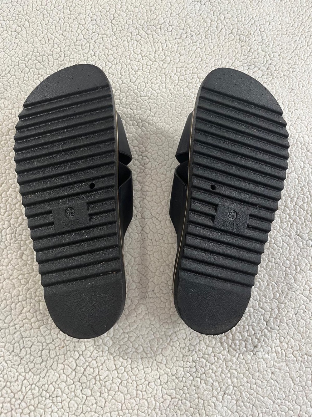 Sandals - Picture 6 of 6